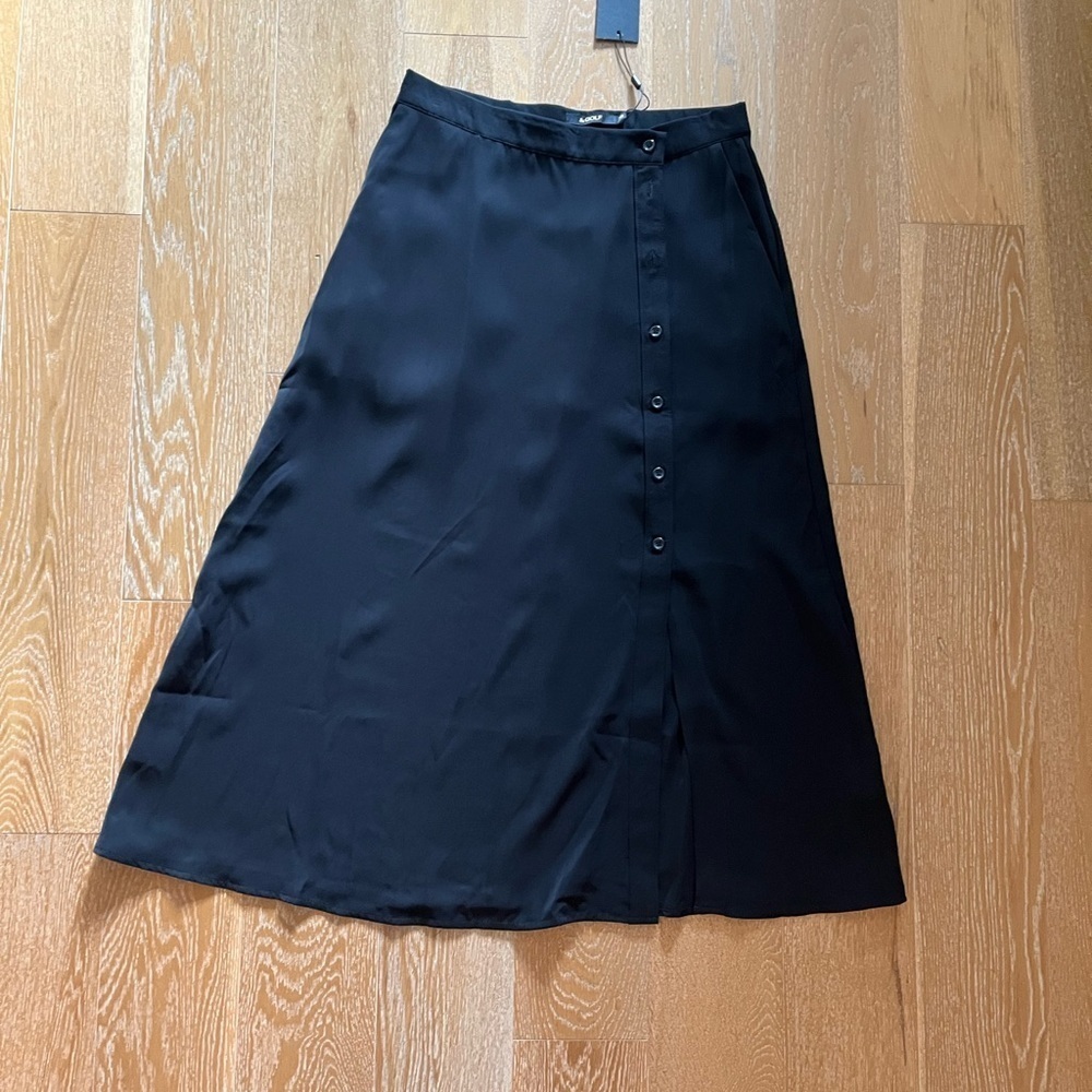 Black midi A-Line skirt with slit for work - Picture 5 of 8